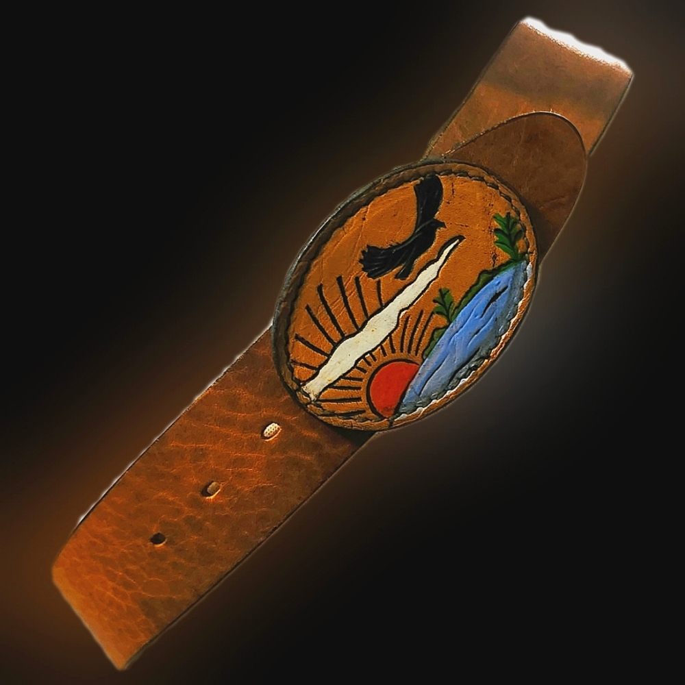Vintage Textan Cowhide Leather & Handpainted Buckle